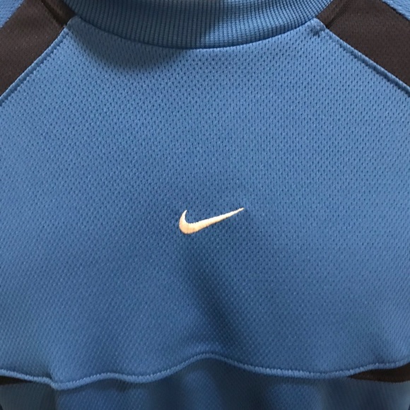 NIKE Performance Top - Picture 3 of 11